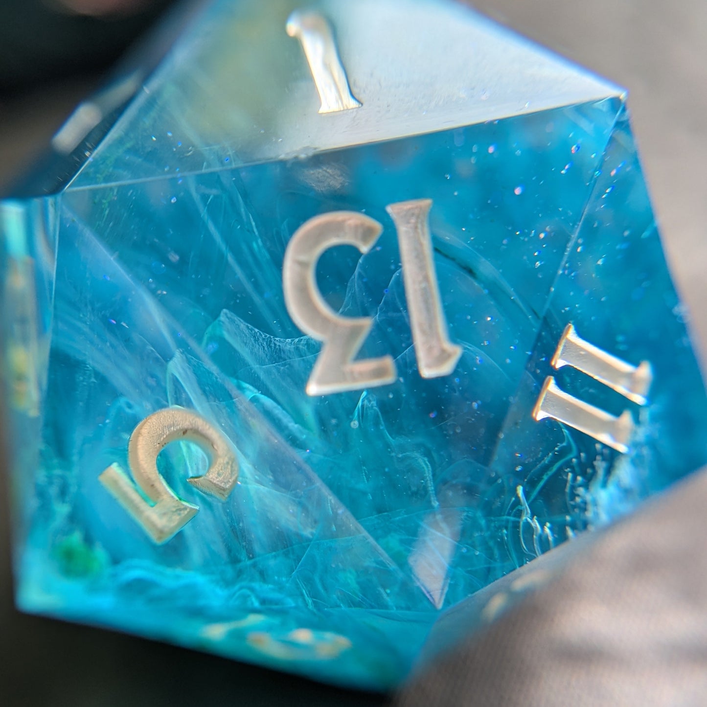 Tidepool - 40mm Chonk d20 Single Dice