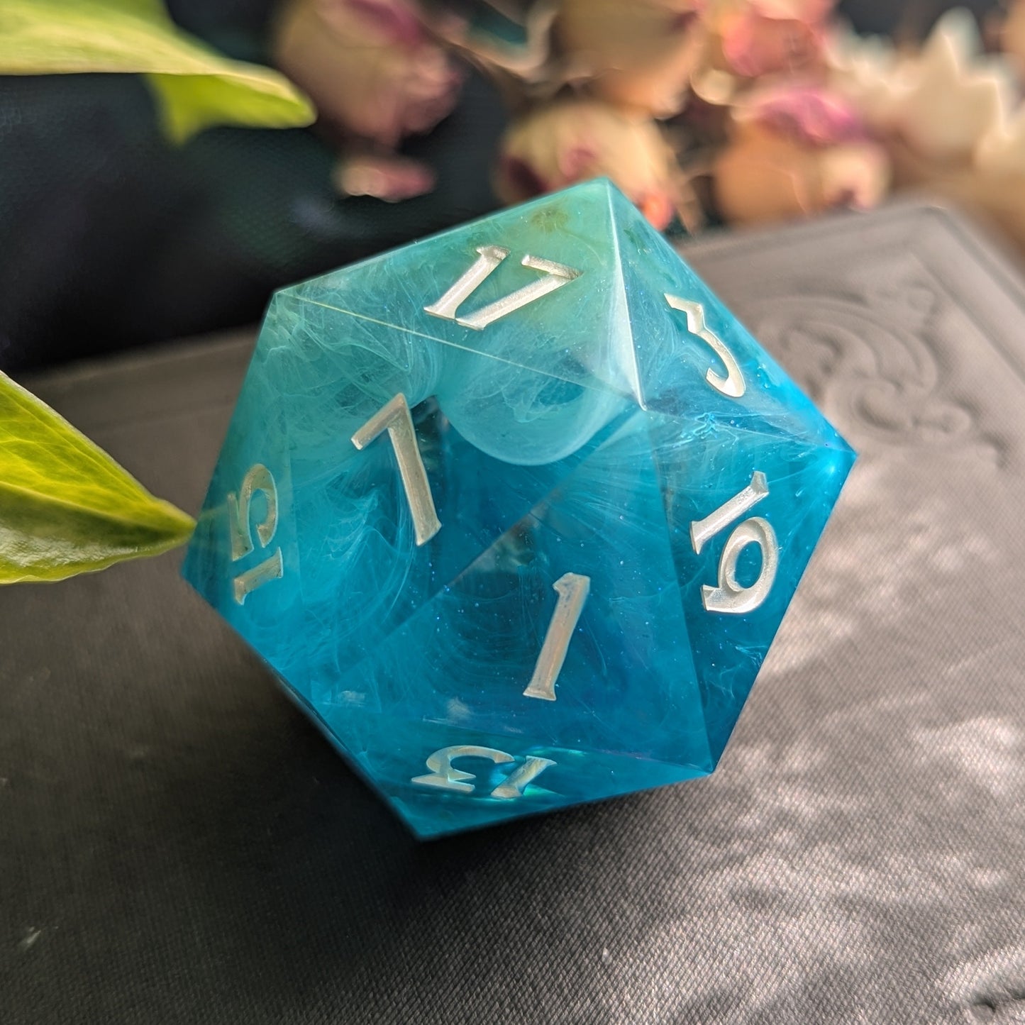 Tidepool - 40mm Chonk d20 Single Dice