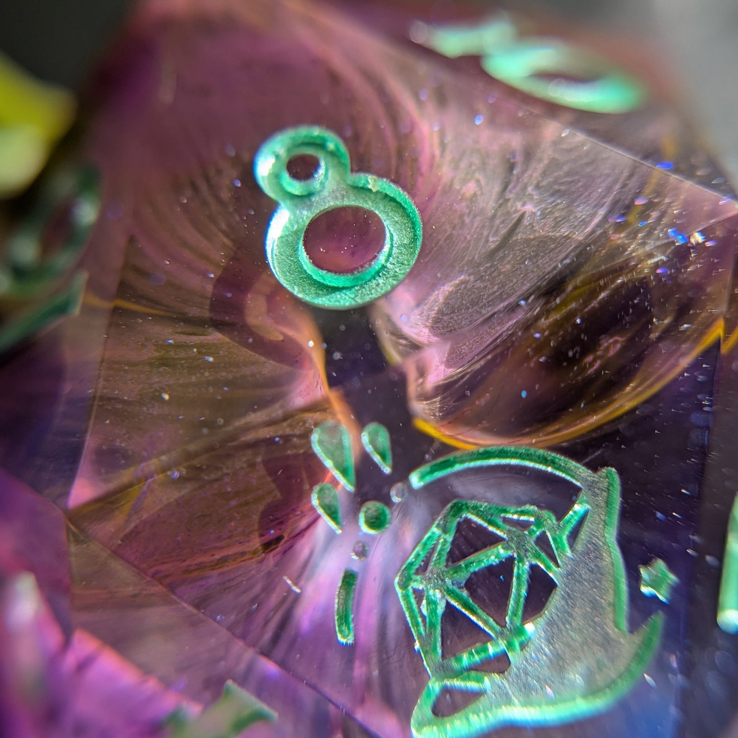 Duskwight - 40mm Chonk d20 Single Dice