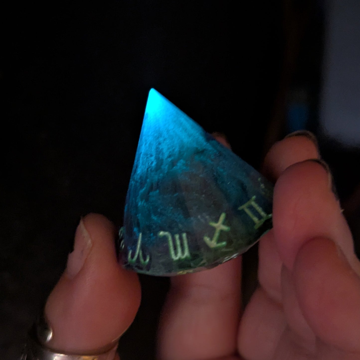 Fae Algae Bloom - Zodiac d12 Single Dice