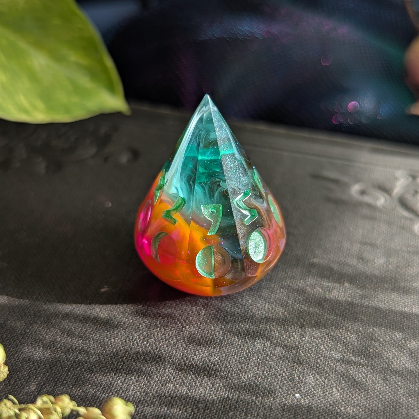 Neon Moon - Moon Phase d8 Single Dice