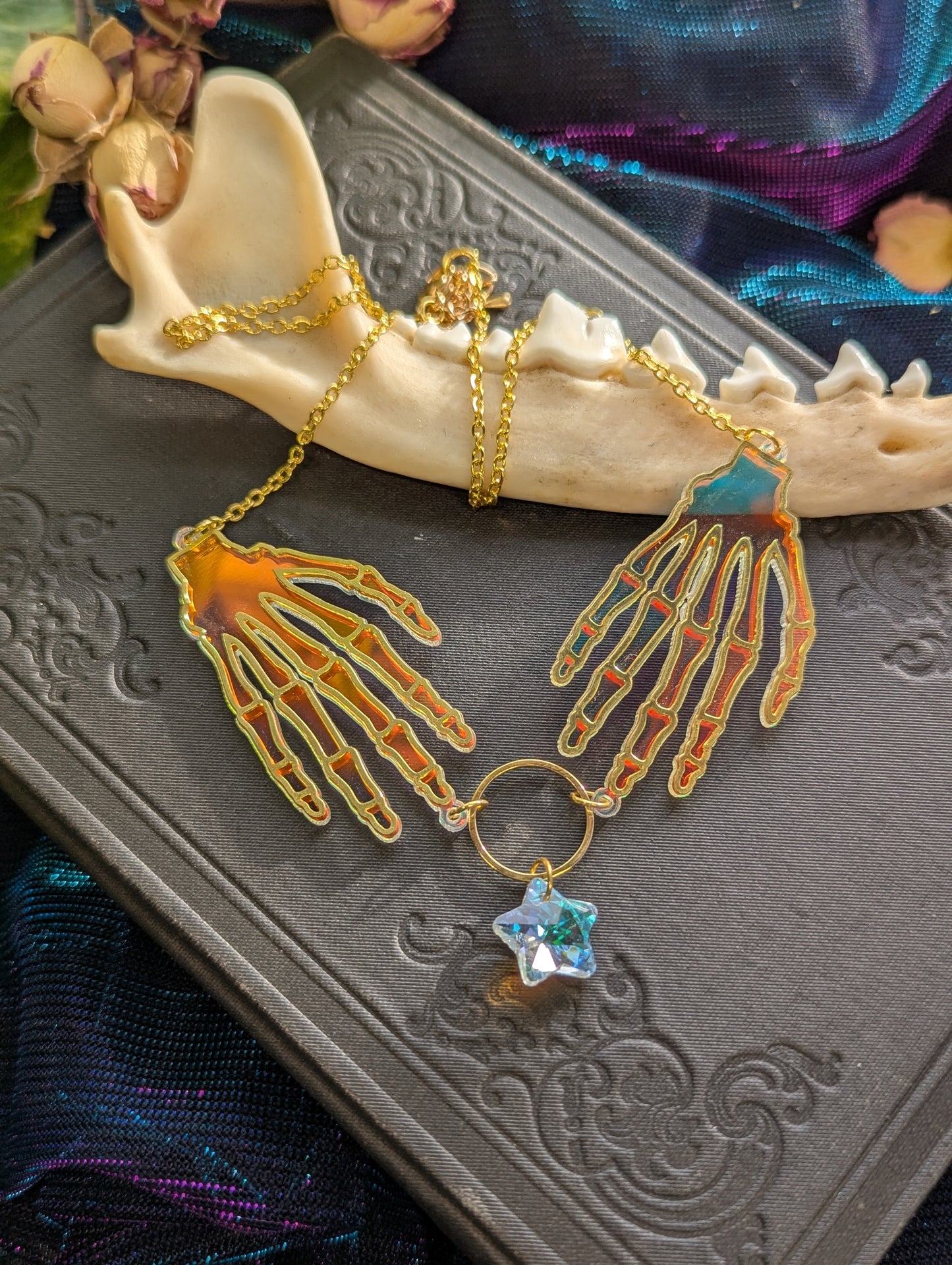 Undead Aurora Necklace