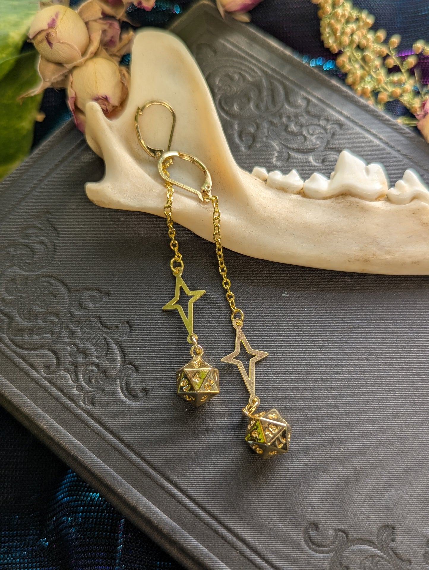 Star Drop d20 Earrings